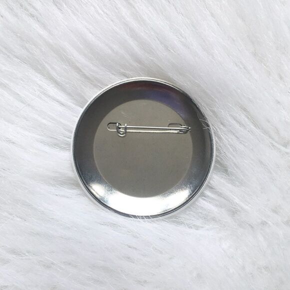 🔃MAC Archie's Girls Betty & Veronica Collectible Pin - Picture 3 of 5